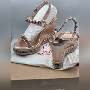 NEW In The Box Christian Louboutin Pyraclou